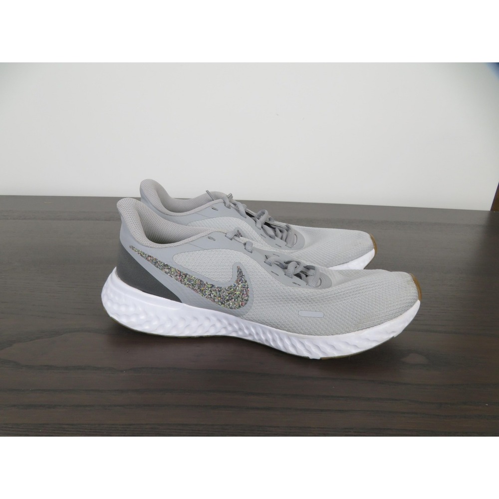 Nike Revolution 5 Shoes Mens Size 9.5 Gray Running Sneakers CV0159-019 Athletic